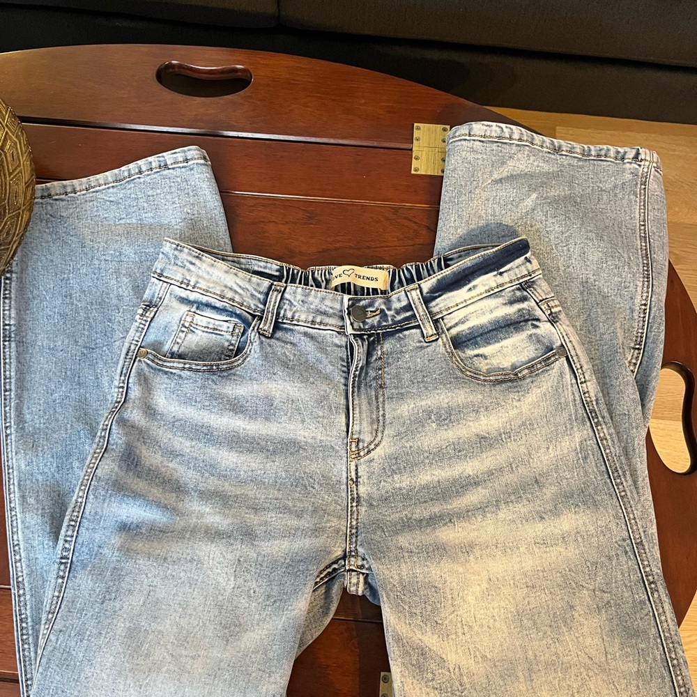 Love trends jeans